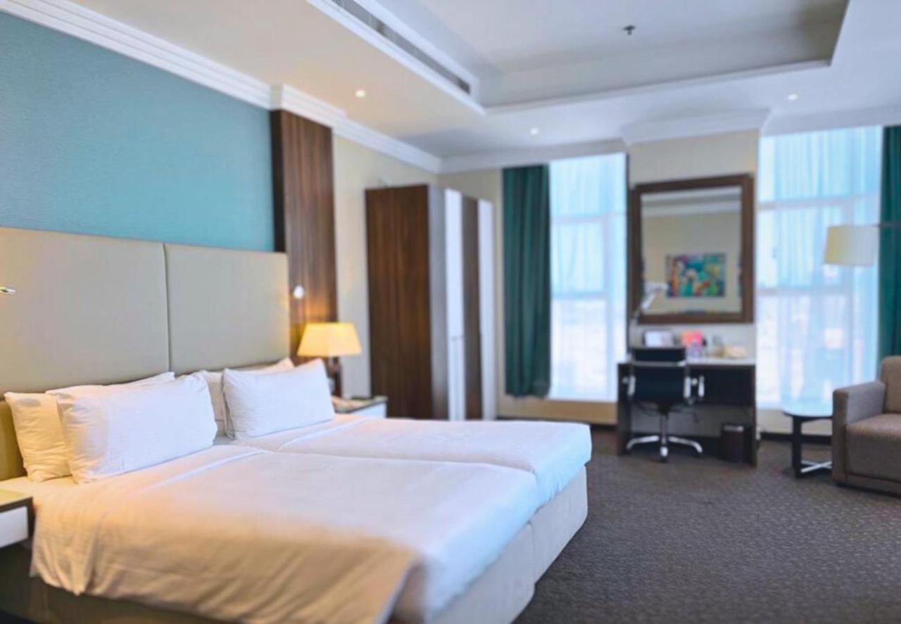 Swiss-Belhotel Seef Bahrain Манама Екстер'єр фото