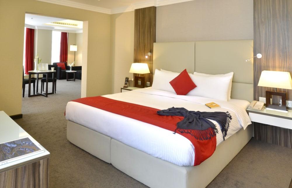 Swiss-Belhotel Seef Bahrain Манама Екстер'єр фото
