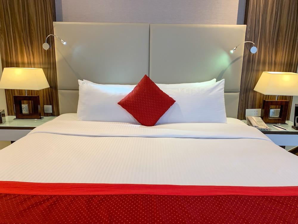 Swiss-Belhotel Seef Bahrain Манама Екстер'єр фото