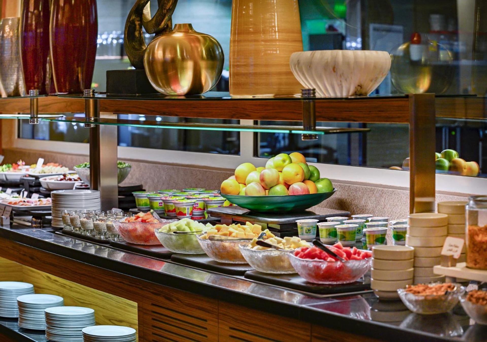 Swiss-Belhotel Seef Bahrain Манама Екстер'єр фото